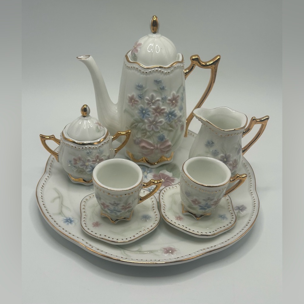 SOLD.   Minature Floral Tea Set with Gold Accents - Picture 2 of 16